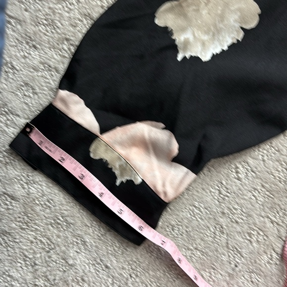 Women’s Calvin Klein Floral Button Down Blouse Color: Black/Cream/Pink S… - Picture 10 of 10